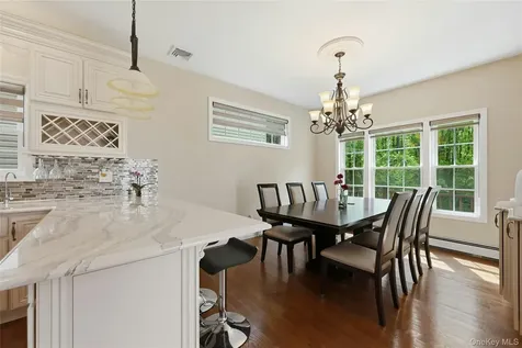 9 Oxford Court Wheatley Heights NY 11798