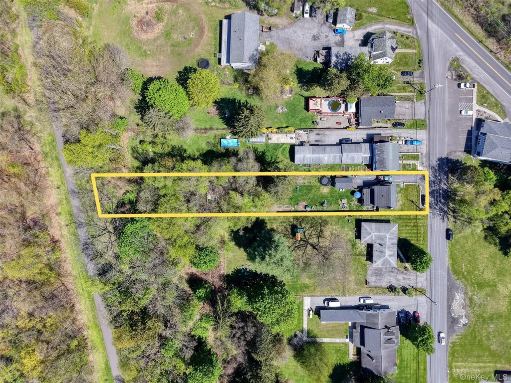 52 Phillips Avenue Highland NY 12528