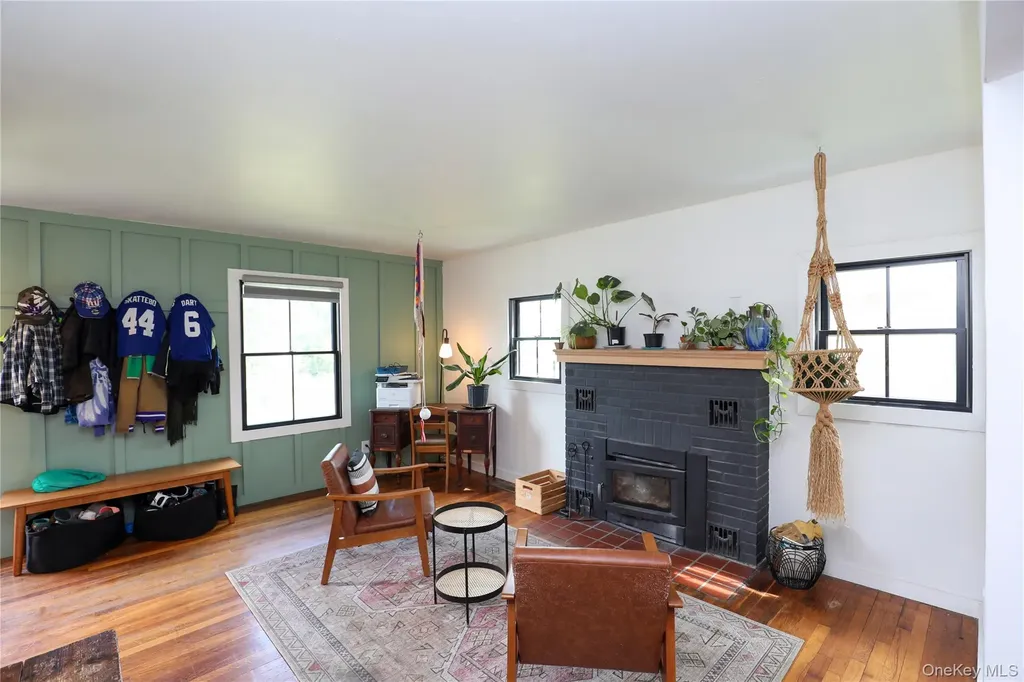 52 Phillips Avenue Highland NY 12528