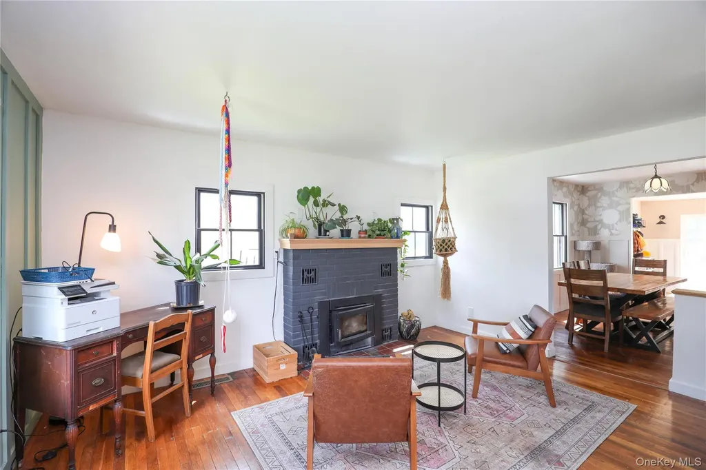 52 Phillips Avenue Highland NY 12528