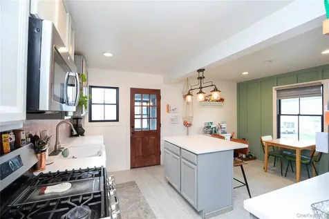 52 Phillips Avenue Highland NY 12528