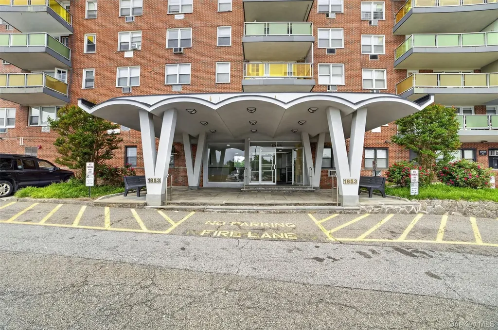 1853 Central Park Avenue Yonkers NY 10710