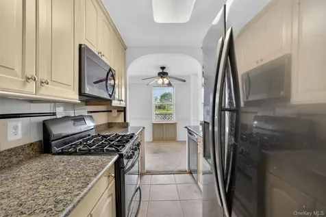 1853 Central Park Avenue Yonkers NY 10710