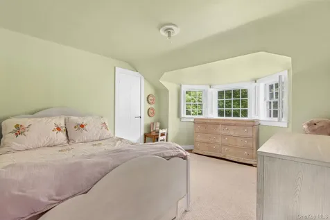 23 Pound Ridge Road Pound Ridge NY 10576
