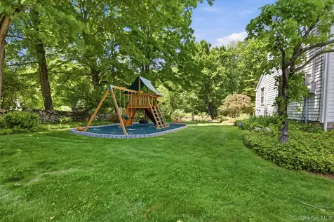 23 Pound Ridge Road Pound Ridge NY 10576