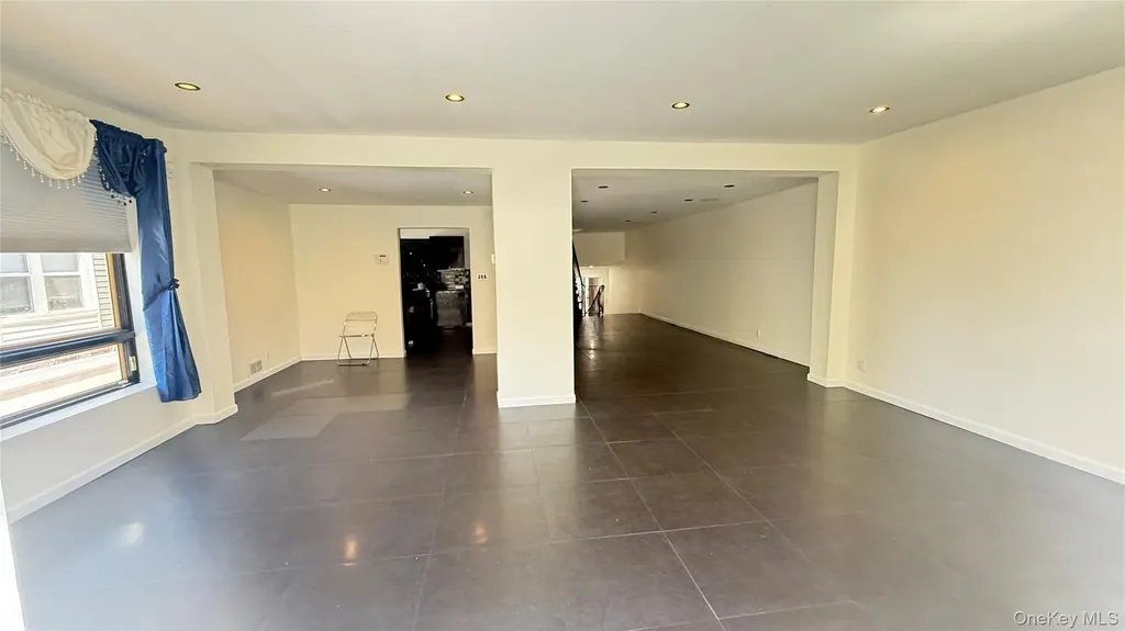21544 23rd Road Bayside NY 11360