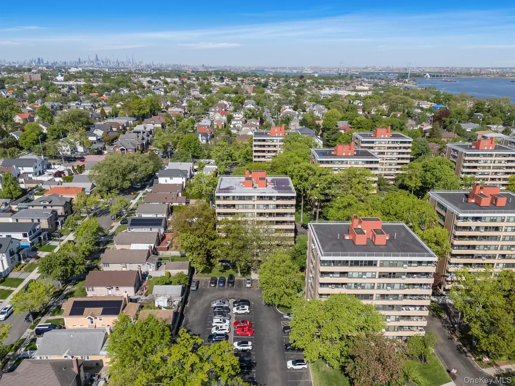 10-34 166 Street Beechhurst NY 11357