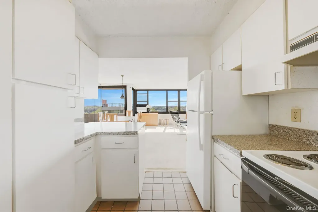 10-34 166 Street Beechhurst NY 11357