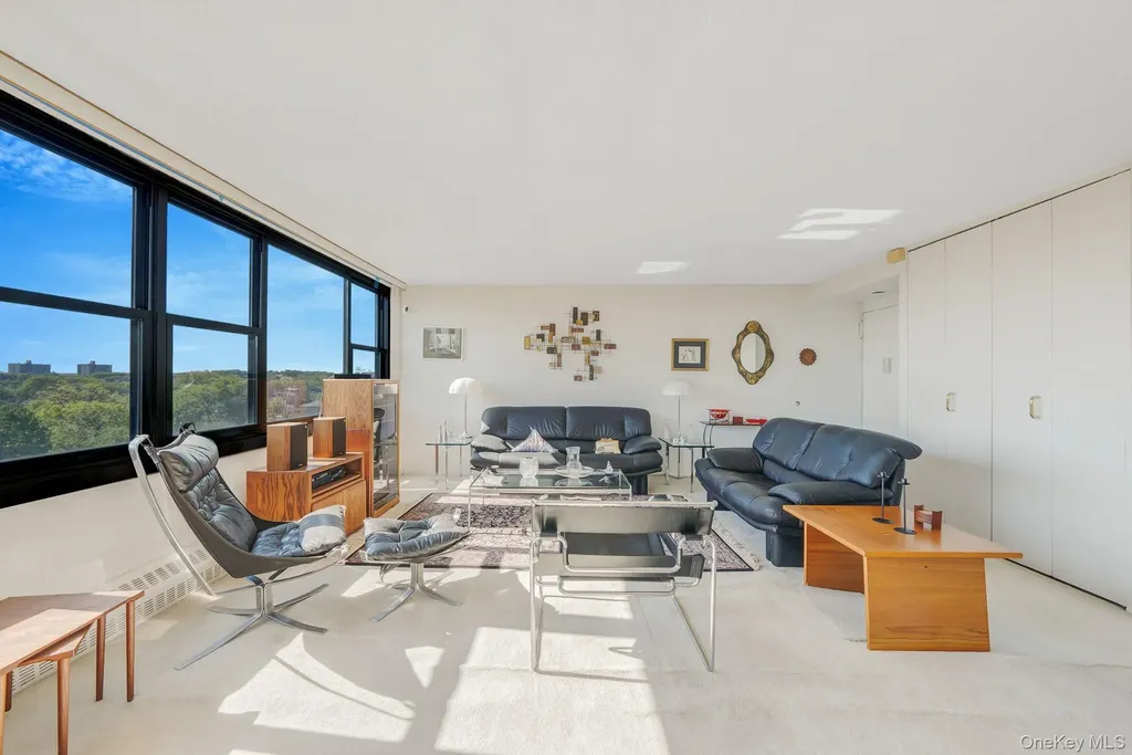 10-34 166 Street Beechhurst NY 11357