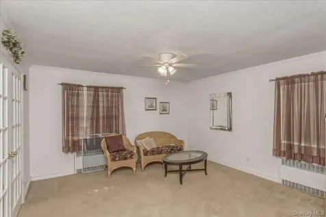 36 Roosevelt Place Rockville Centre NY 11570