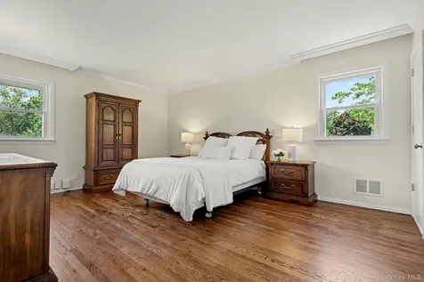 38 Aspen Road New Rochelle NY 10804