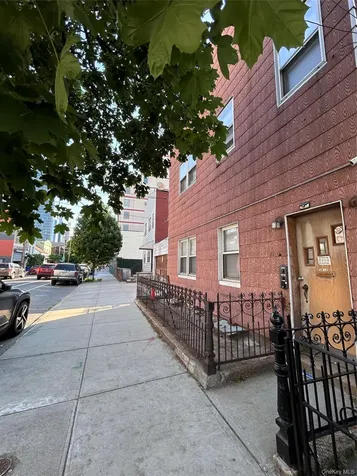38-12 28th Street Long Island City NY 11101