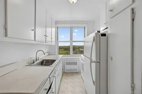 1304 Midland Avenue Yonkers NY 10704