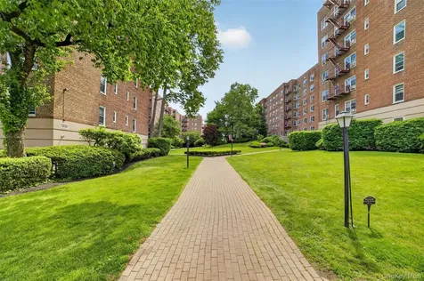 1304 Midland Avenue Yonkers NY 10704