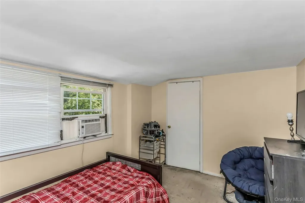 1395 Exeter Street North Baldwin NY 11510