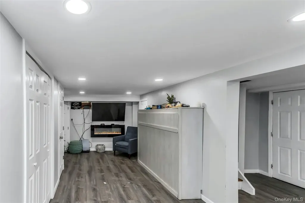 1395 Exeter Street North Baldwin NY 11510