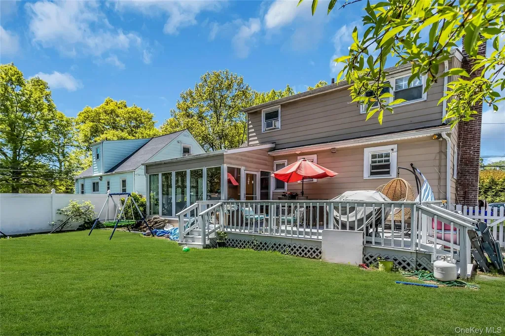 1395 Exeter Street North Baldwin NY 11510