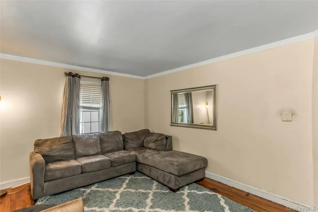 1395 Exeter Street North Baldwin NY 11510