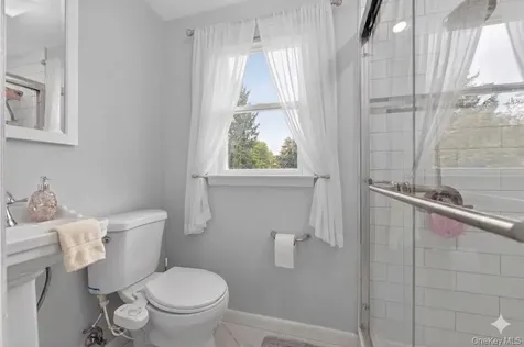 7 Frost Lane Hartsdale NY 10530