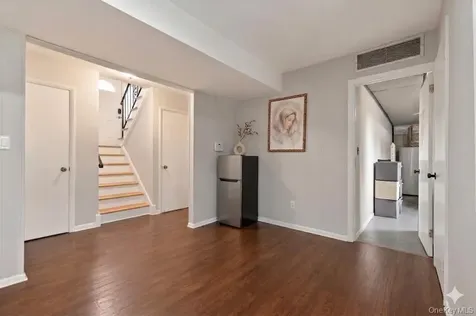 7 Frost Lane Hartsdale NY 10530