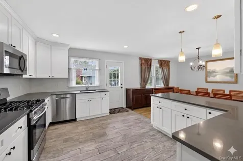 7 Frost Lane Hartsdale NY 10530