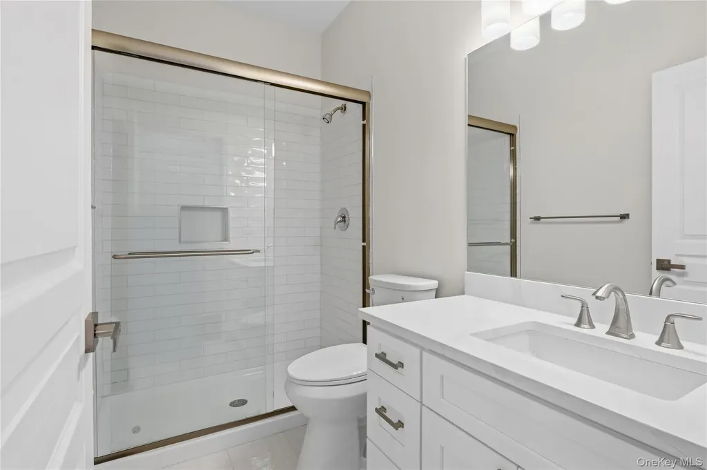 68 Louden Loop Mount Sinai NY 11766