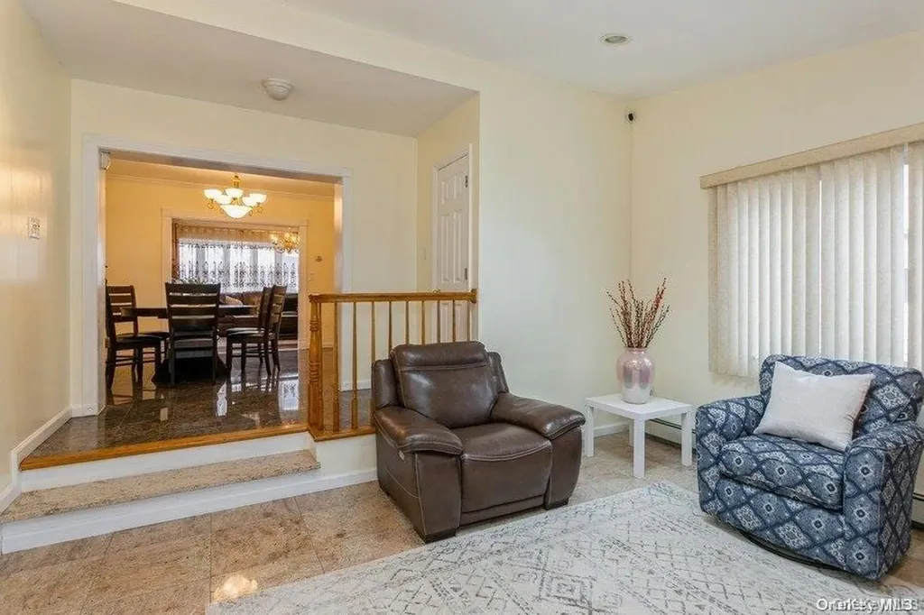 44 Jayson Avenue Great Neck NY 11021