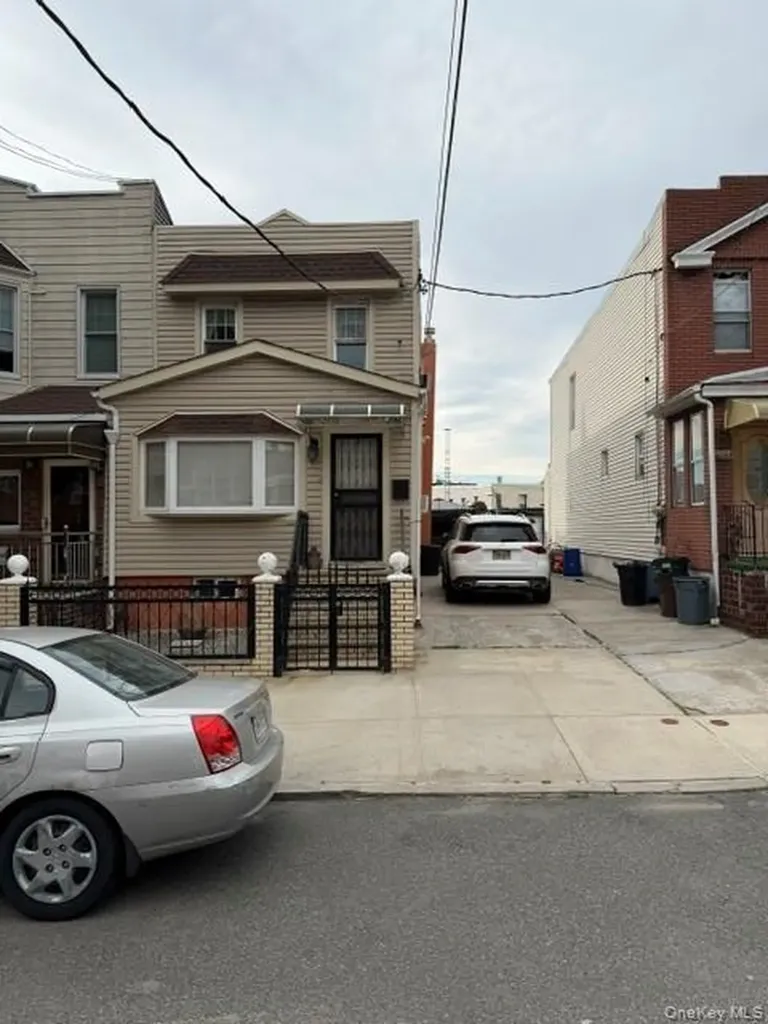 6033 80th Avenue Glendale NY 11385