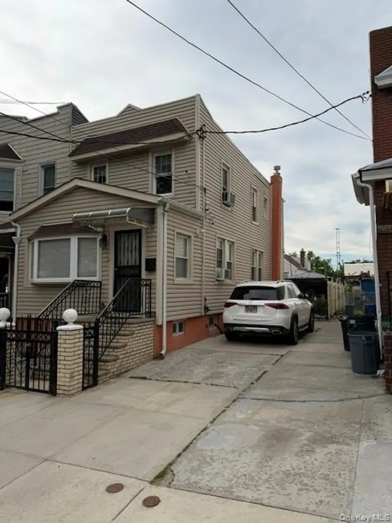 6033 80th Avenue Glendale NY 11385