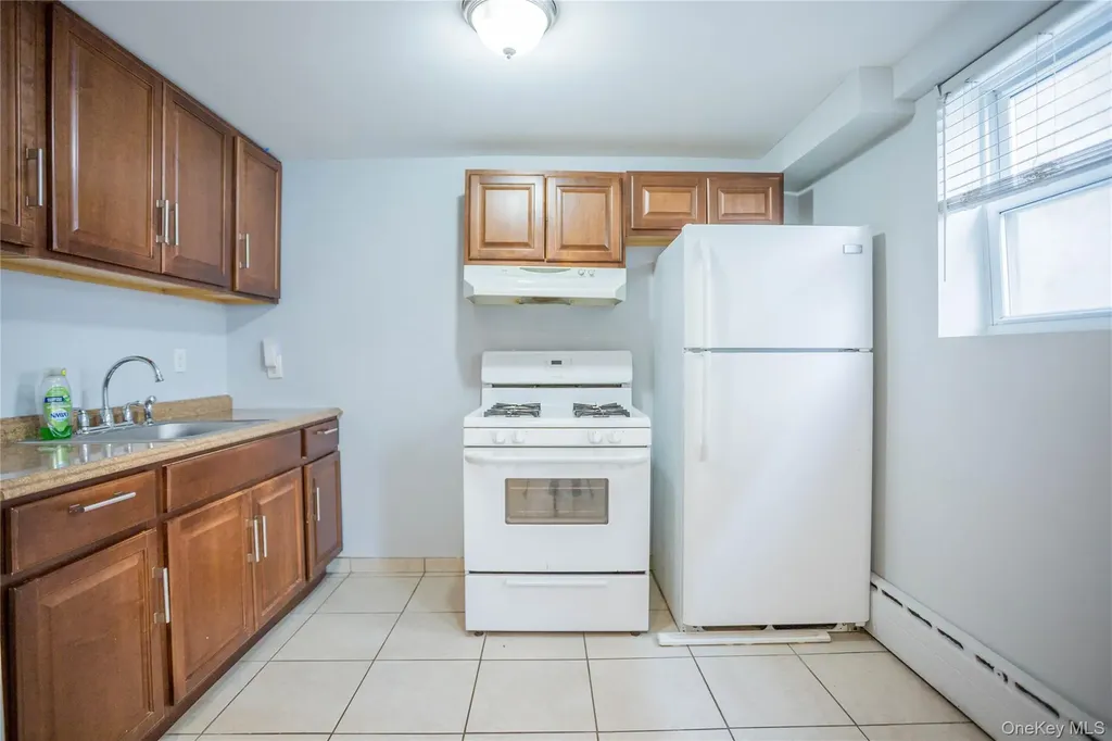 237 E Broadway Long Beach NY 11561