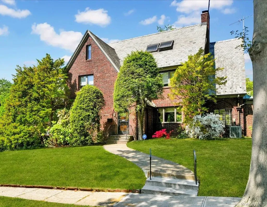 184 Commonwealth Avenue Mount Vernon NY 10552