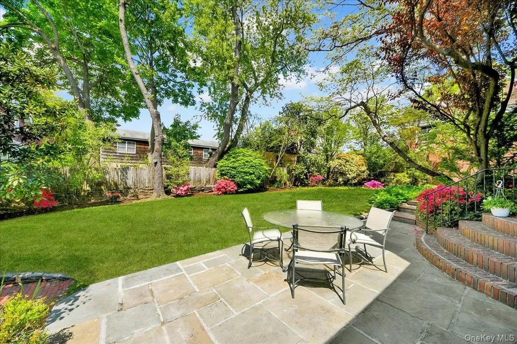 184 Commonwealth Avenue Mount Vernon NY 10552