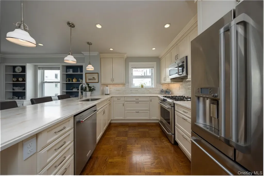1 Stoneleigh Bronxville NY 10708
