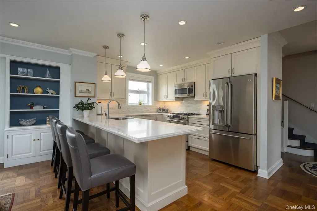 1 Stoneleigh Bronxville NY 10708