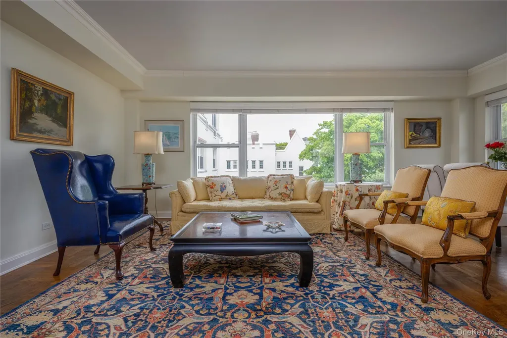 1 Stoneleigh Bronxville NY 10708