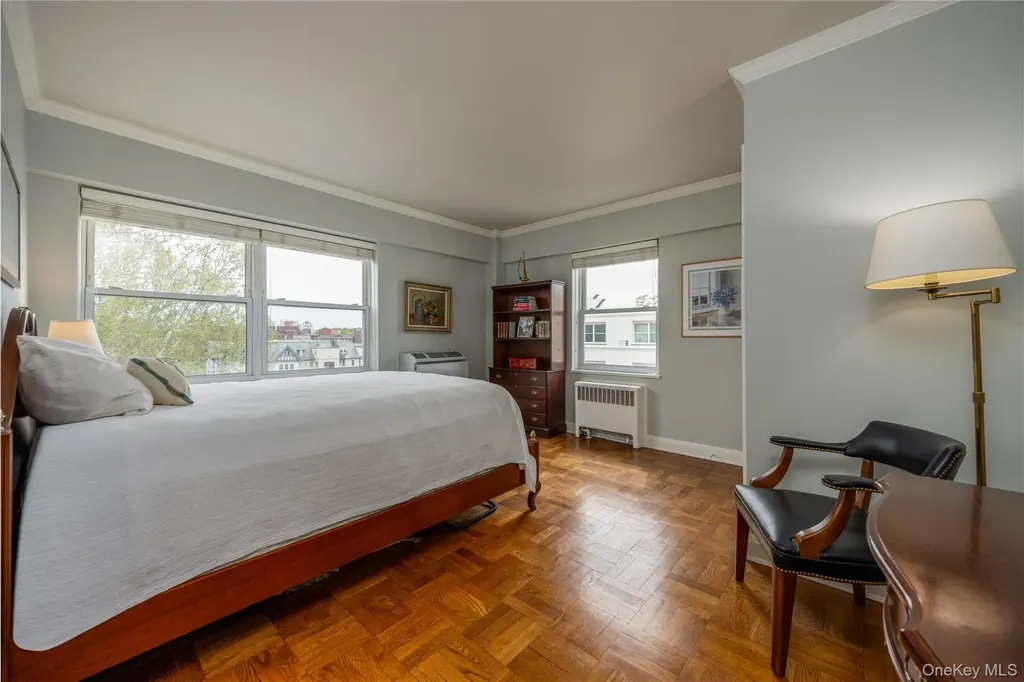 1 Stoneleigh Bronxville NY 10708