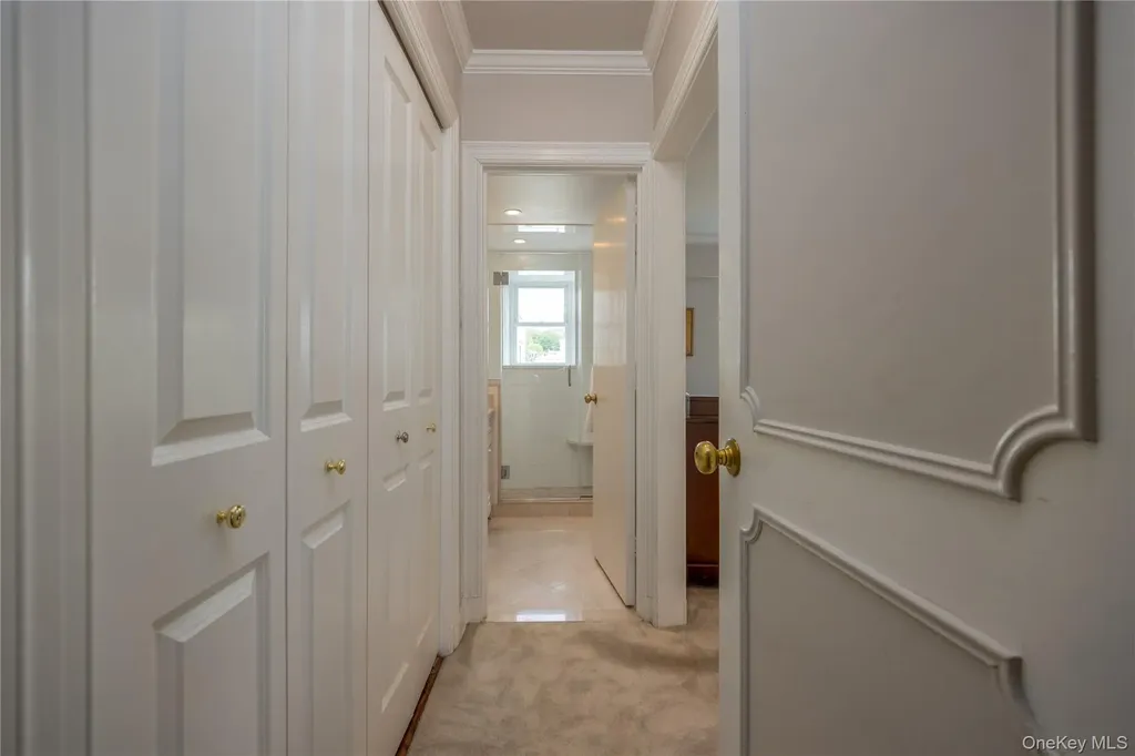 1 Stoneleigh Bronxville NY 10708