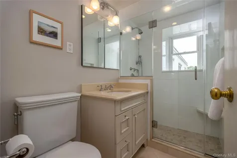 1 Stoneleigh Bronxville NY 10708