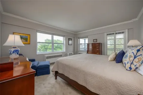 1 Stoneleigh Bronxville NY 10708