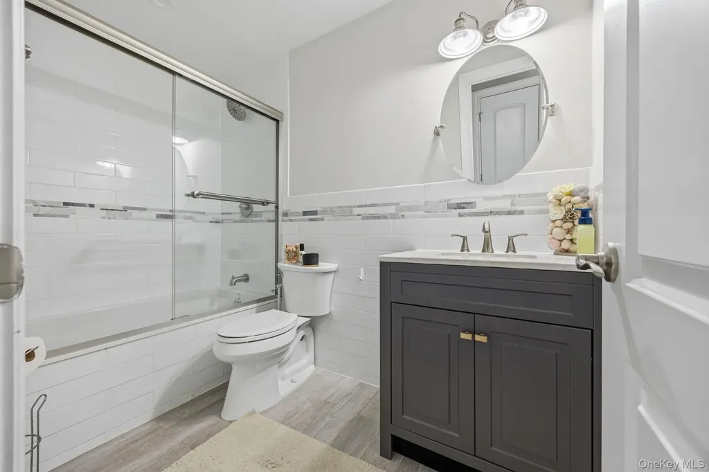 3 Sunrise Street Plainview NY 11803
