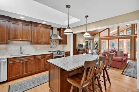 6 Sterling Forest Lane Suffern NY 10901