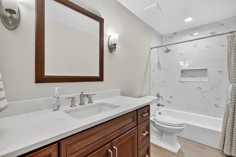 6 Sterling Forest Lane Suffern NY 10901
