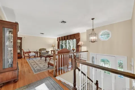 6 Sterling Forest Lane Suffern NY 10901
