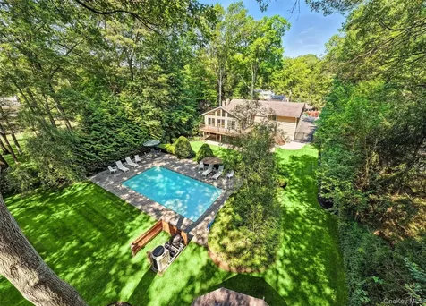 6 Sterling Forest Lane Suffern NY 10901