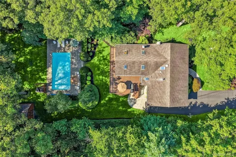 6 Sterling Forest Lane Suffern NY 10901