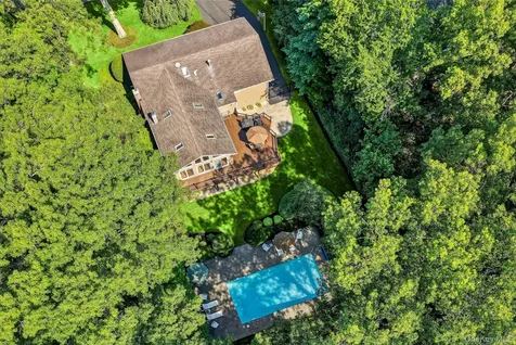 6 Sterling Forest Lane Suffern NY 10901