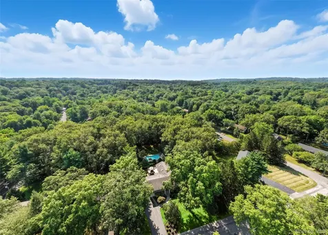 6 Sterling Forest Lane Suffern NY 10901