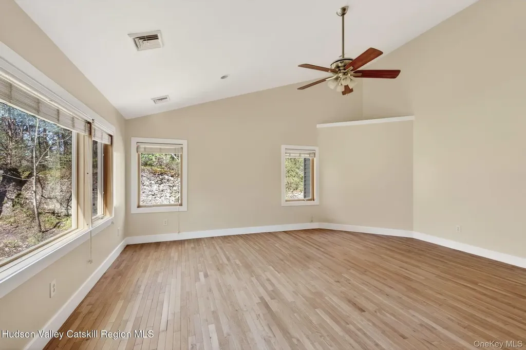 86 Paul Horn Road Catskill NY 12414