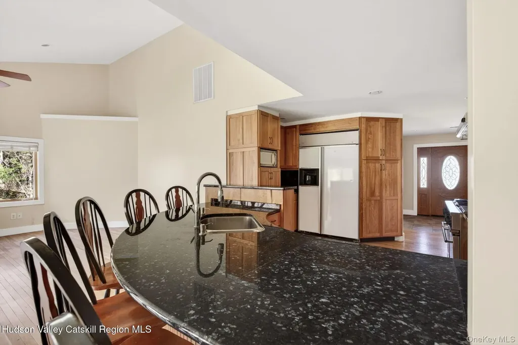 86 Paul Horn Road Catskill NY 12414