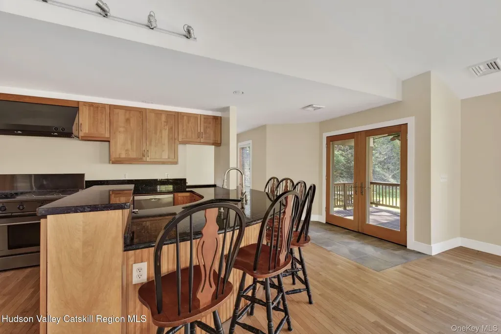 86 Paul Horn Road Catskill NY 12414